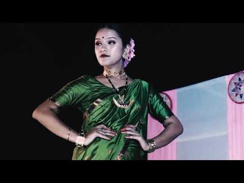 Indian girl In traditional Assamese Bihu attire, Pune, Maharashtra Stock  Photo - Alamy